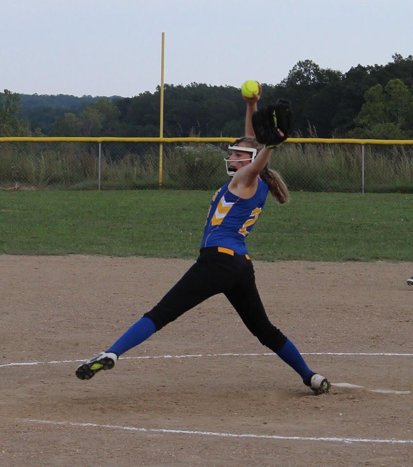 Lady Pirates Defeat Central in Five