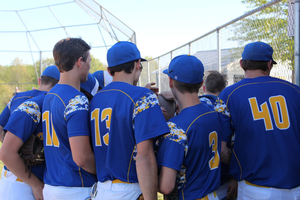 Baseball Pirates Celebrate Senior Night with PCL Win